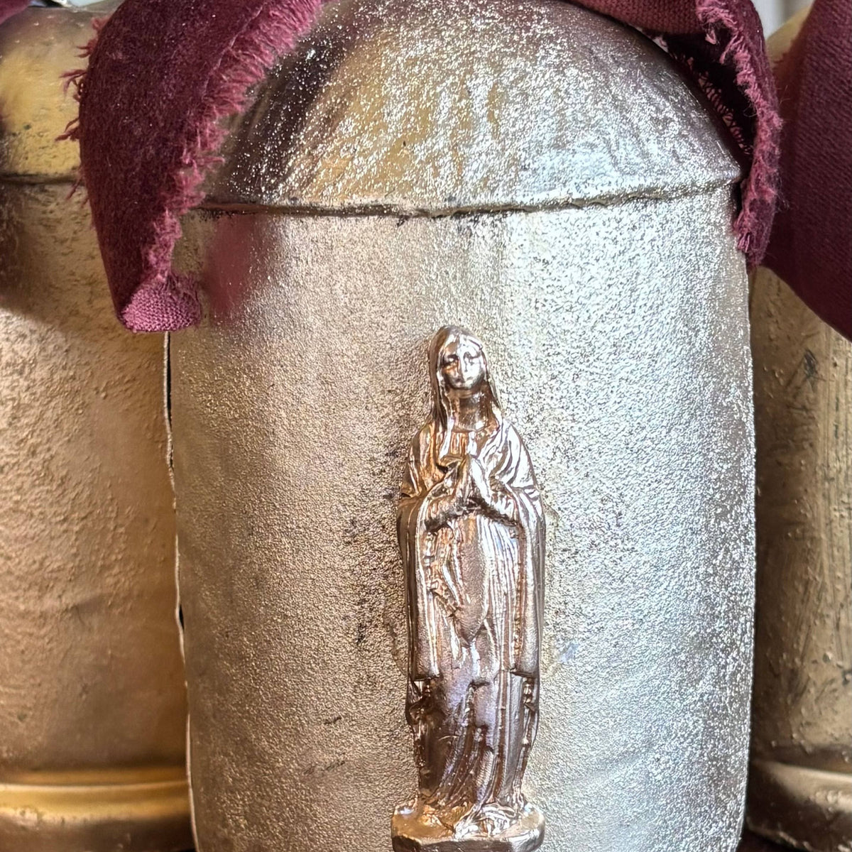 Vintage Intaglio Bell: Mary