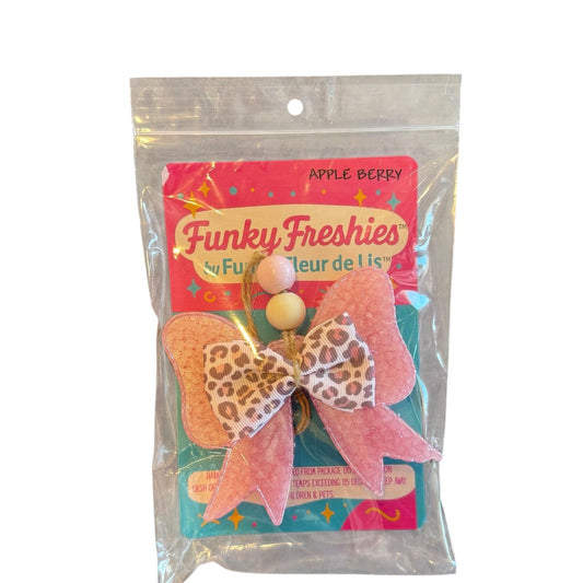 Leopard Bow Freshie: Berrylicious