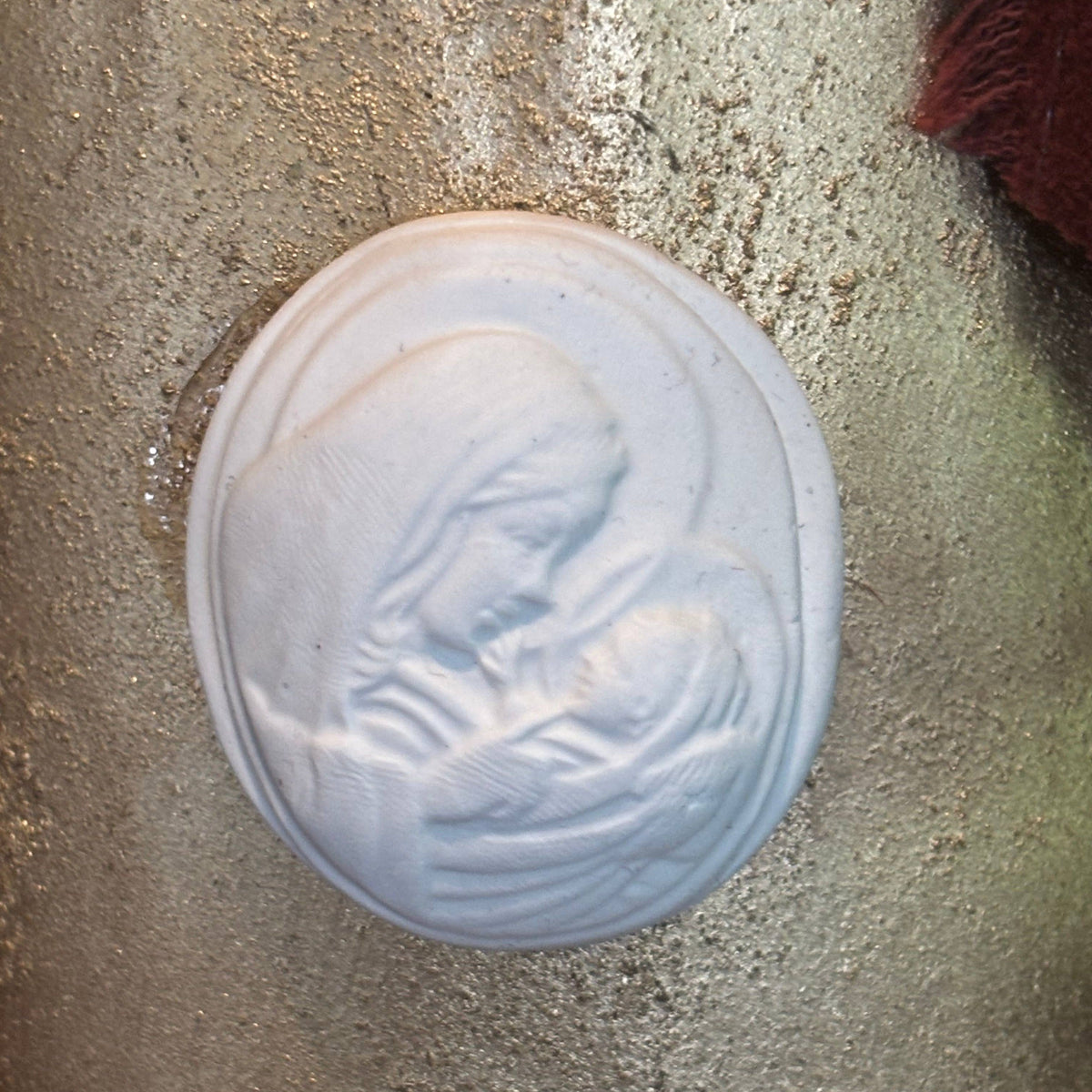 Vintage Intaglio Bell: Mary + Jesus