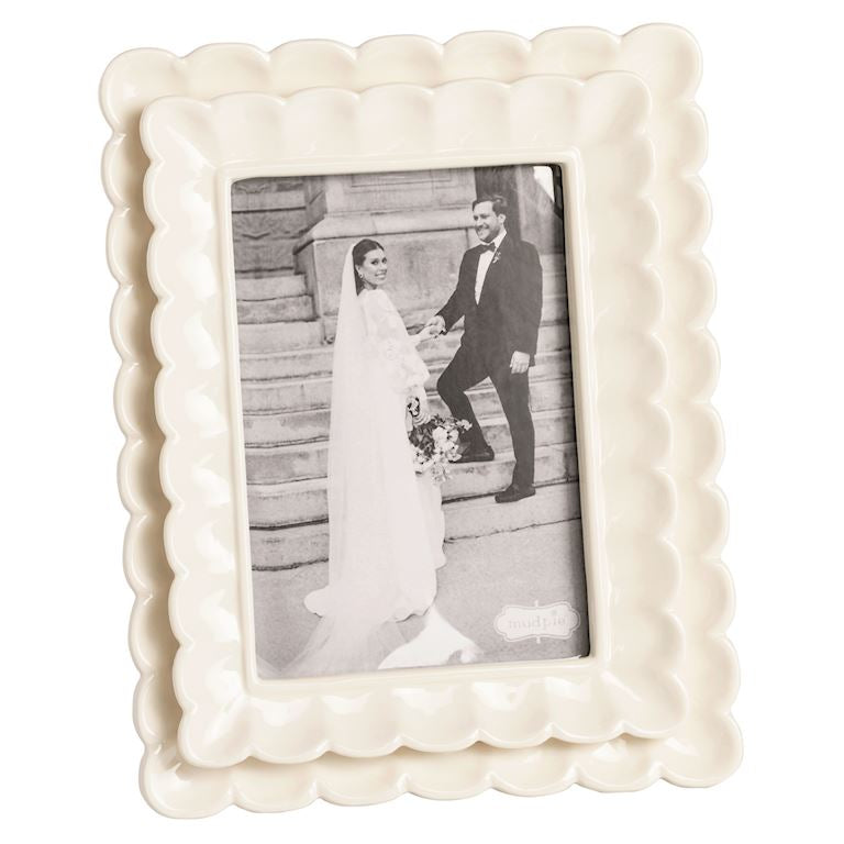 White Scalloped Frame - Large