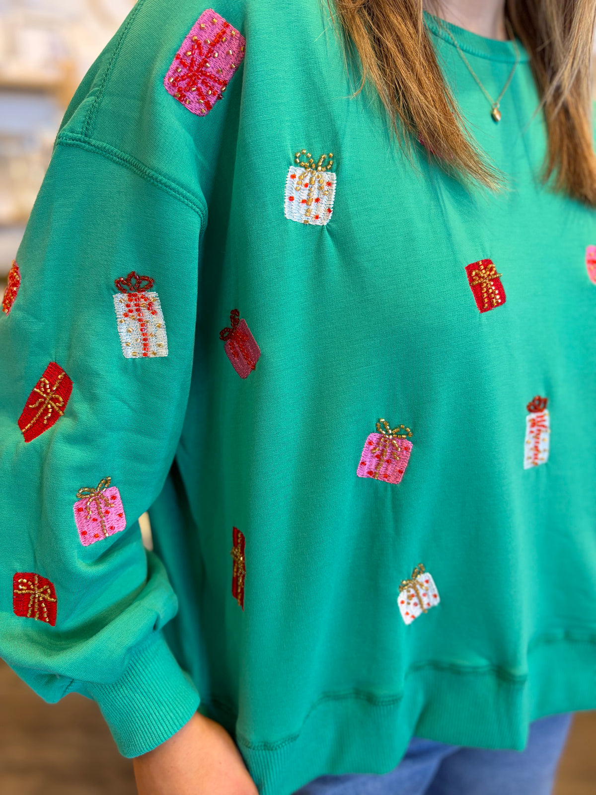 Glitz Presents Pullover: