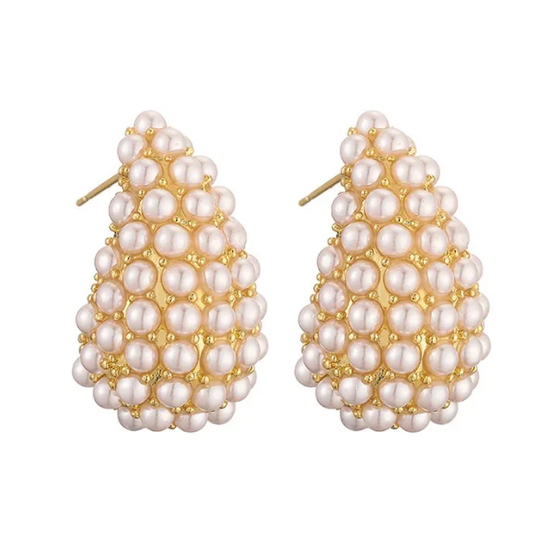 Prim Pearl Teardrop Earring