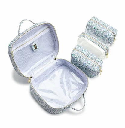 Hamptons Toiletry Case: 4 pc set