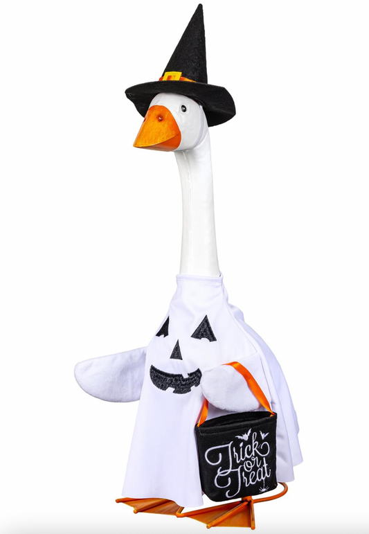 Giddy's Outfit: Ghost