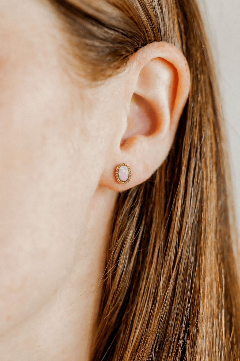 Screwback Stud Earrings - Luna Opal Light Pink