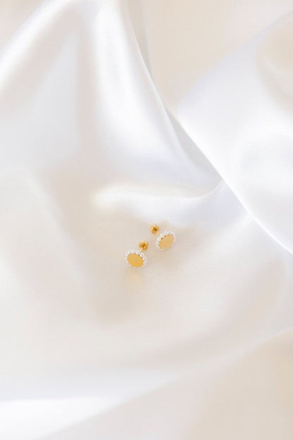 Screwback Stud Earrings - Alice Pearl