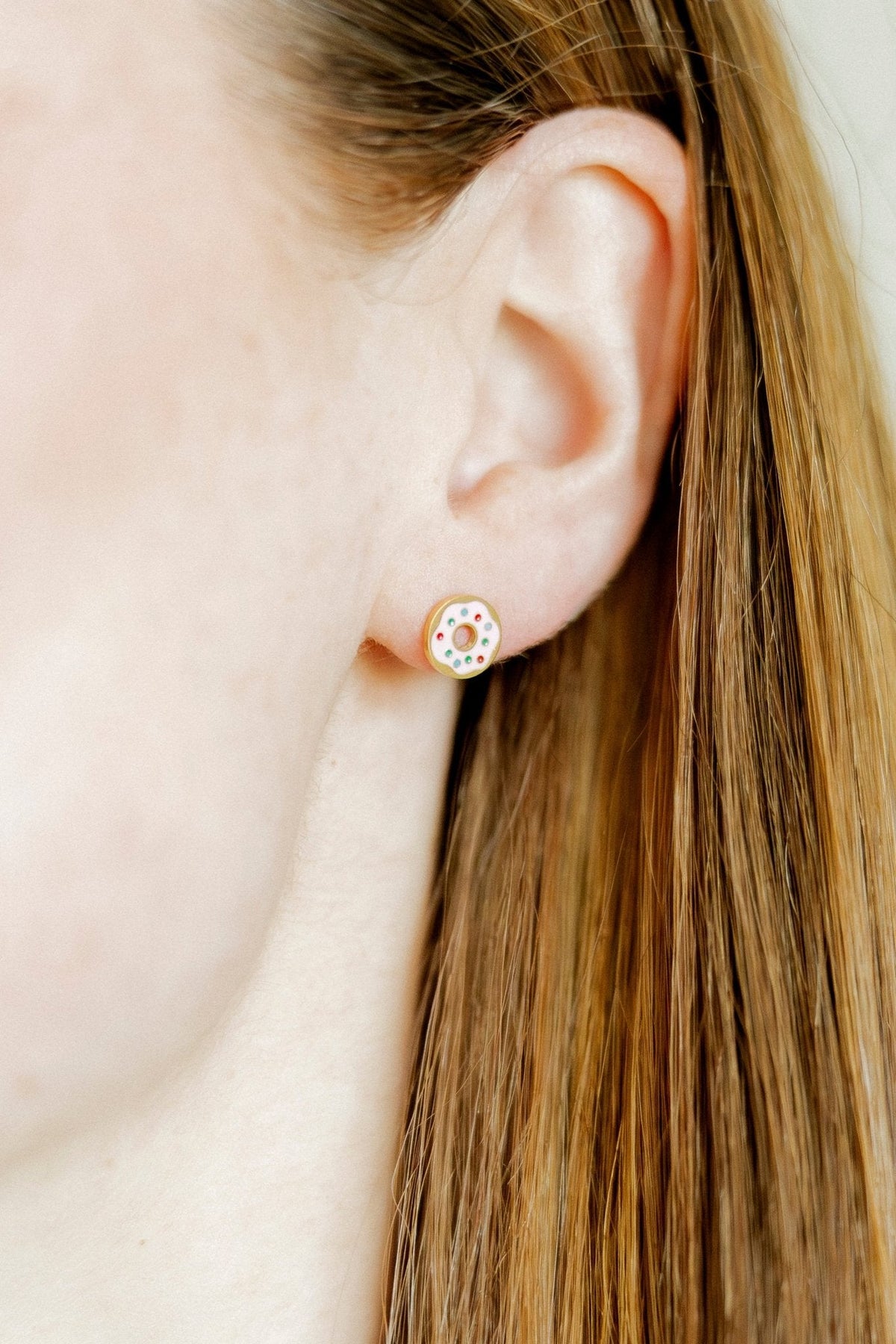 Screwback Stud Earrings - Donut